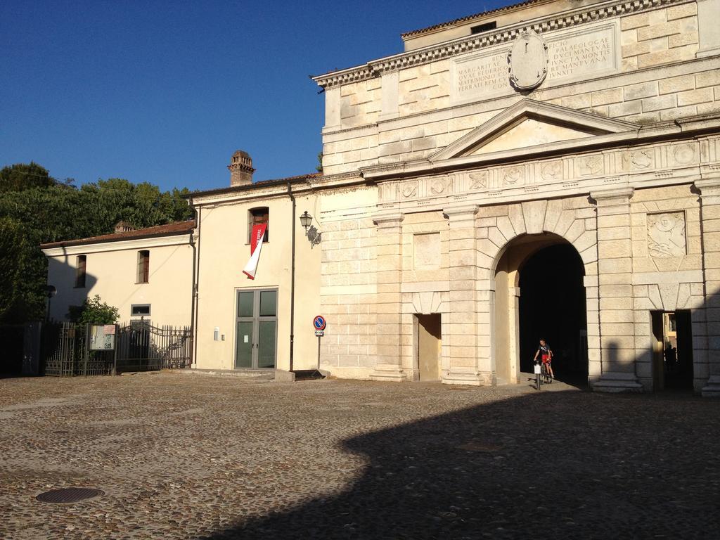 Hotel Mantua Exterior foto